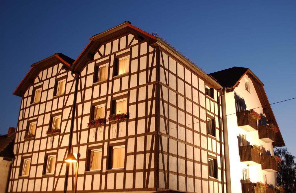 Adler Golf-& Tagungshotel Harth-Poellnitz Экстерьер фото